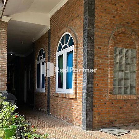 Friendjoss Homestay Laugumba RedPartner Berastagi Exterior foto